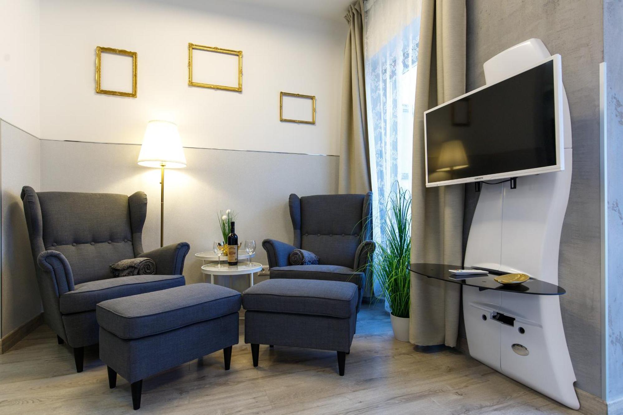 K40 Romantic Deluxe Studio In The City Center Budapest Ngoại thất bức ảnh