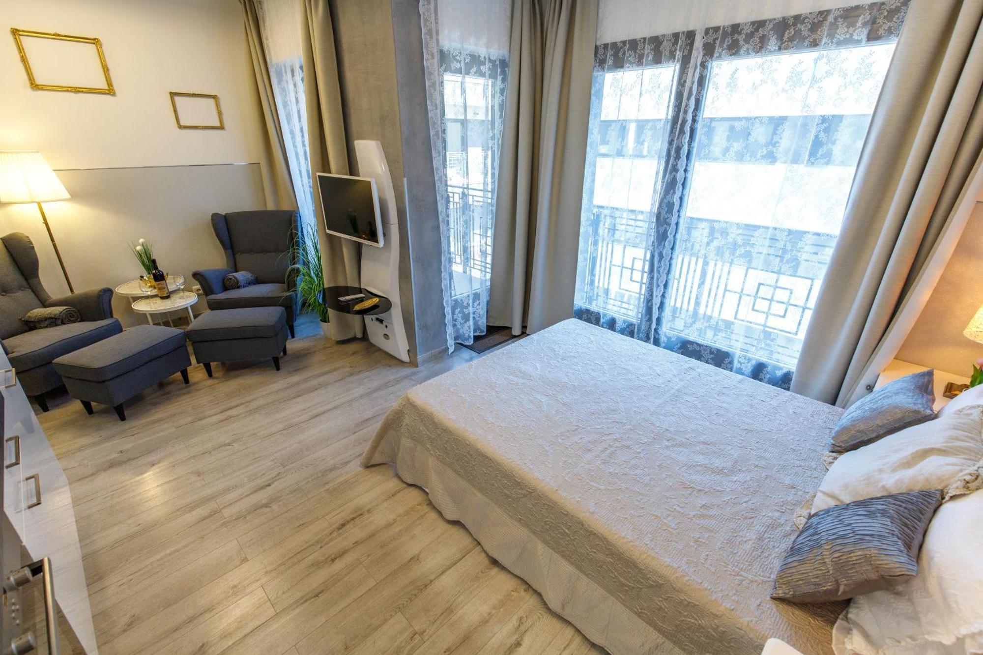 K40 Romantic Deluxe Studio In The City Center Budapest Ngoại thất bức ảnh