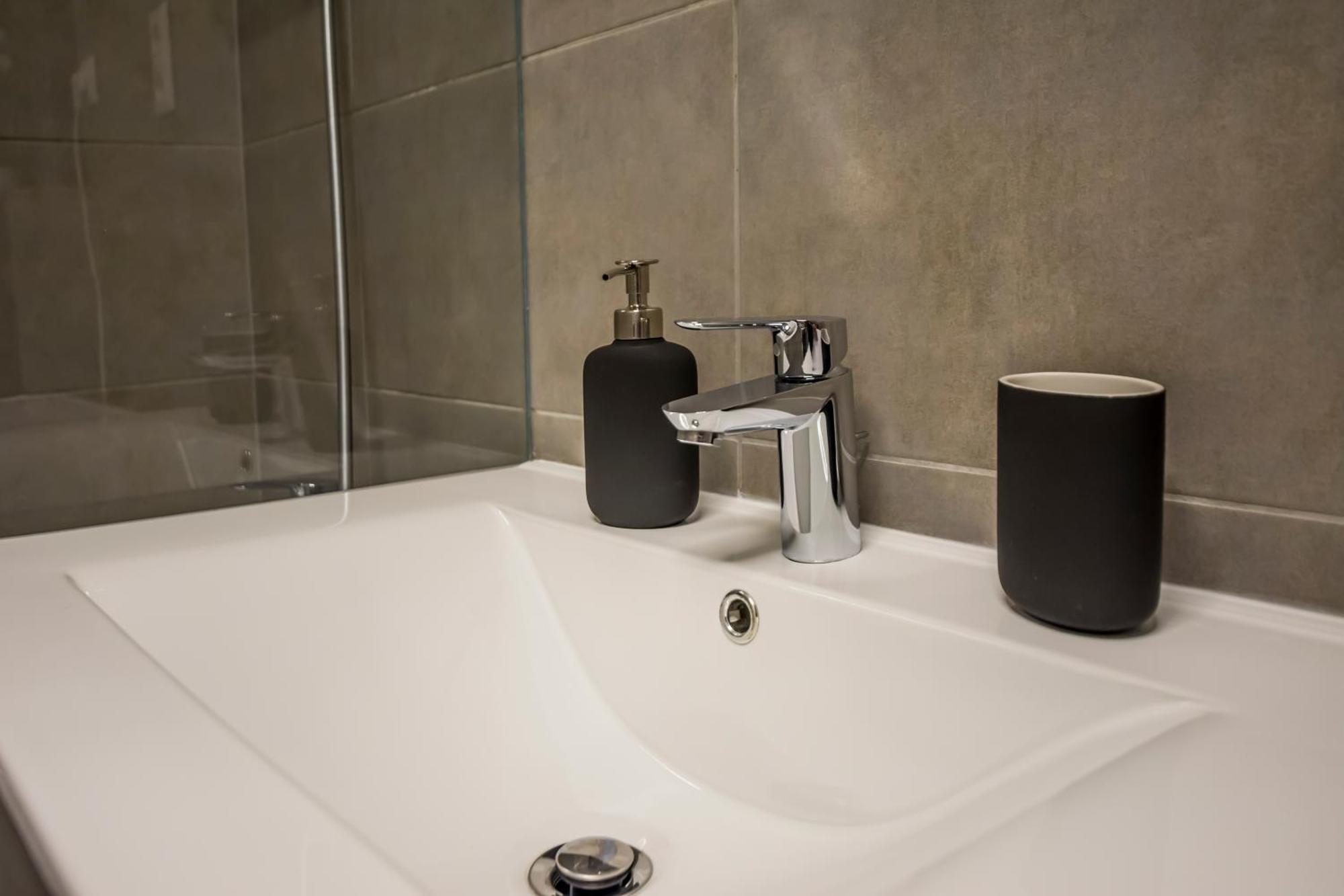 K40 Romantic Deluxe Studio In The City Center Budapest Ngoại thất bức ảnh